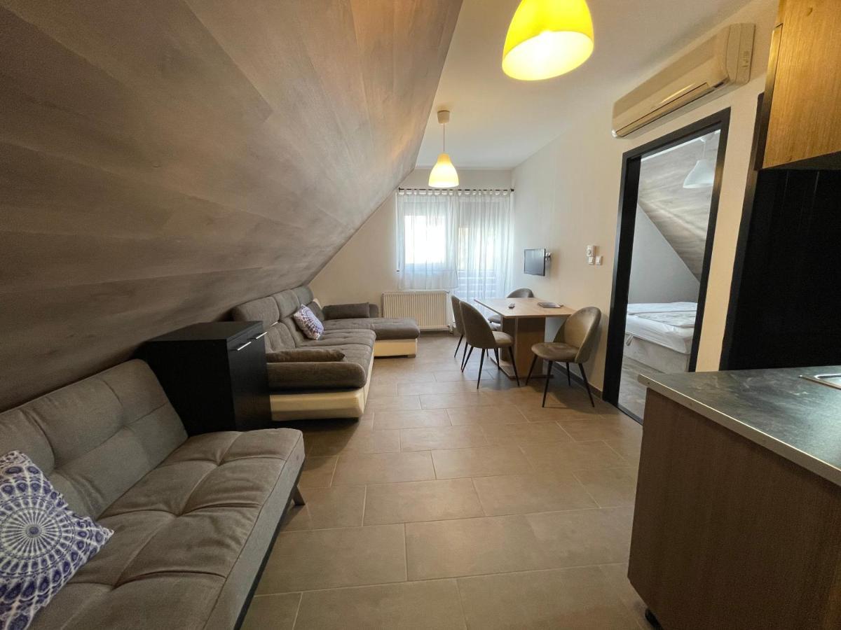 Smeraldo Apartmanok Siófok Exteriér fotografie
