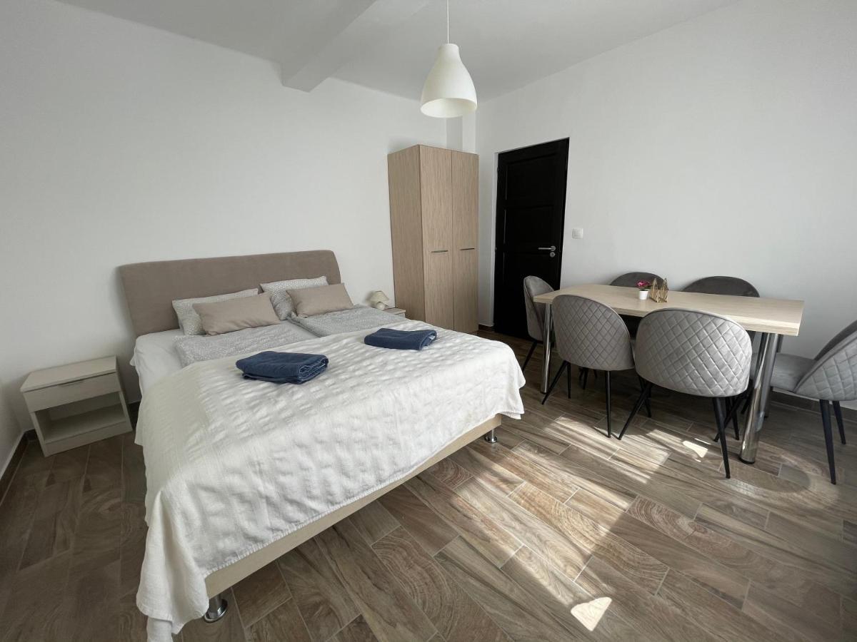 Smeraldo Apartmanok Siófok Exteriér fotografie