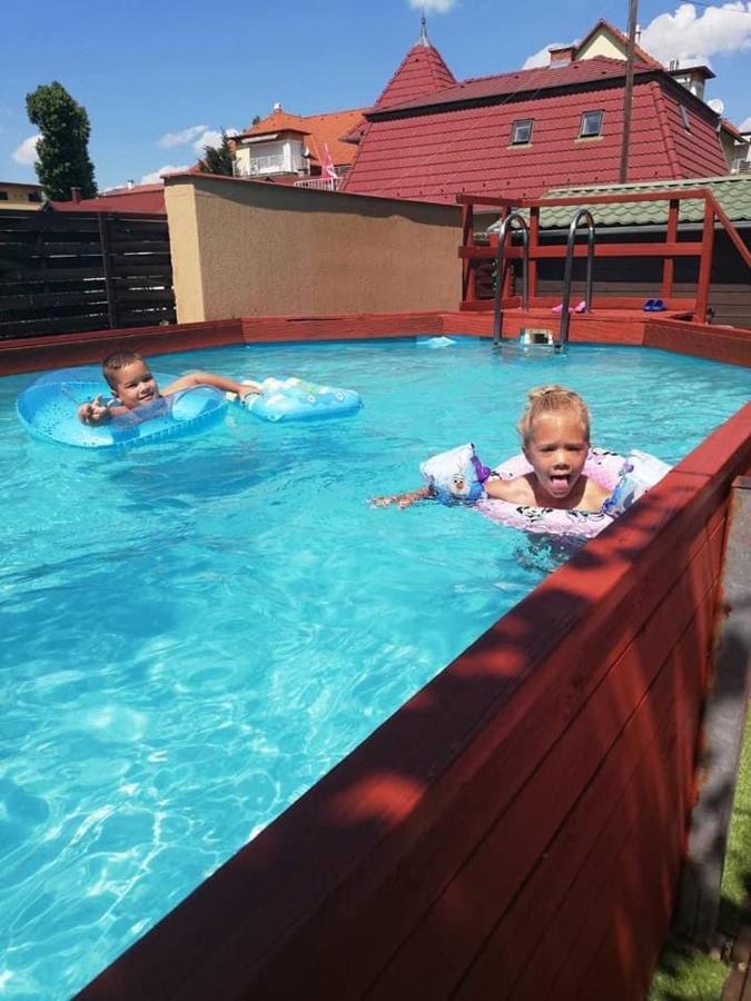 Smeraldo Apartmanok Siófok Exteriér fotografie