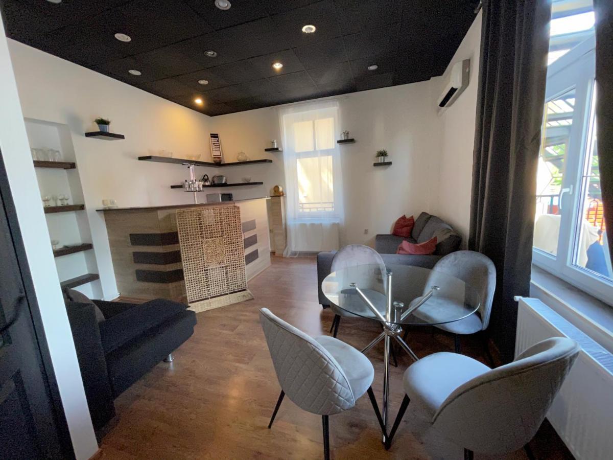 Smeraldo Apartmanok Siófok Exteriér fotografie
