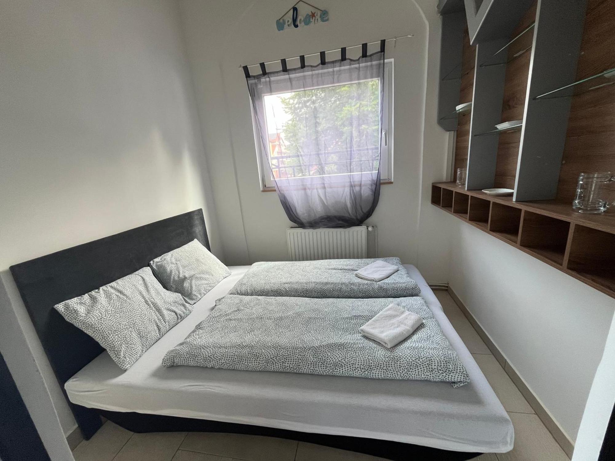Smeraldo Apartmanok Siófok Exteriér fotografie